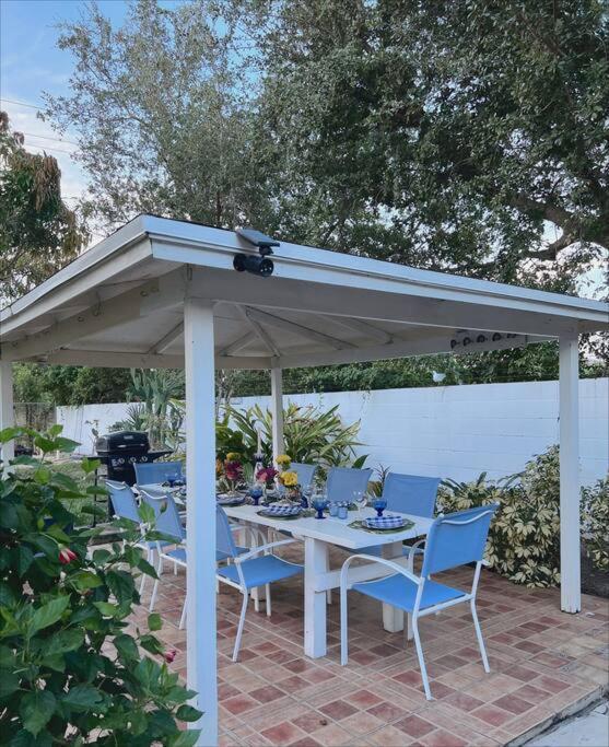 Beautiful Main House In Γουεστ Παλμ Μπιτς Εξωτερικό φωτογραφία